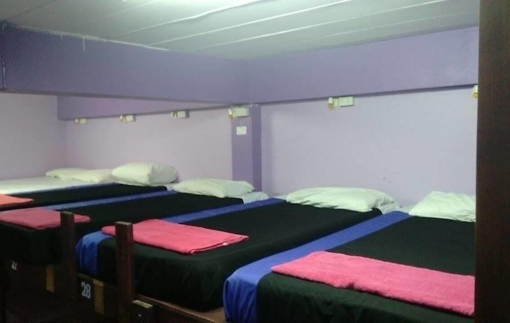 Wild & Wandering Backpacker Hostel & Bar Haad Rin Εξωτερικό φωτογραφία