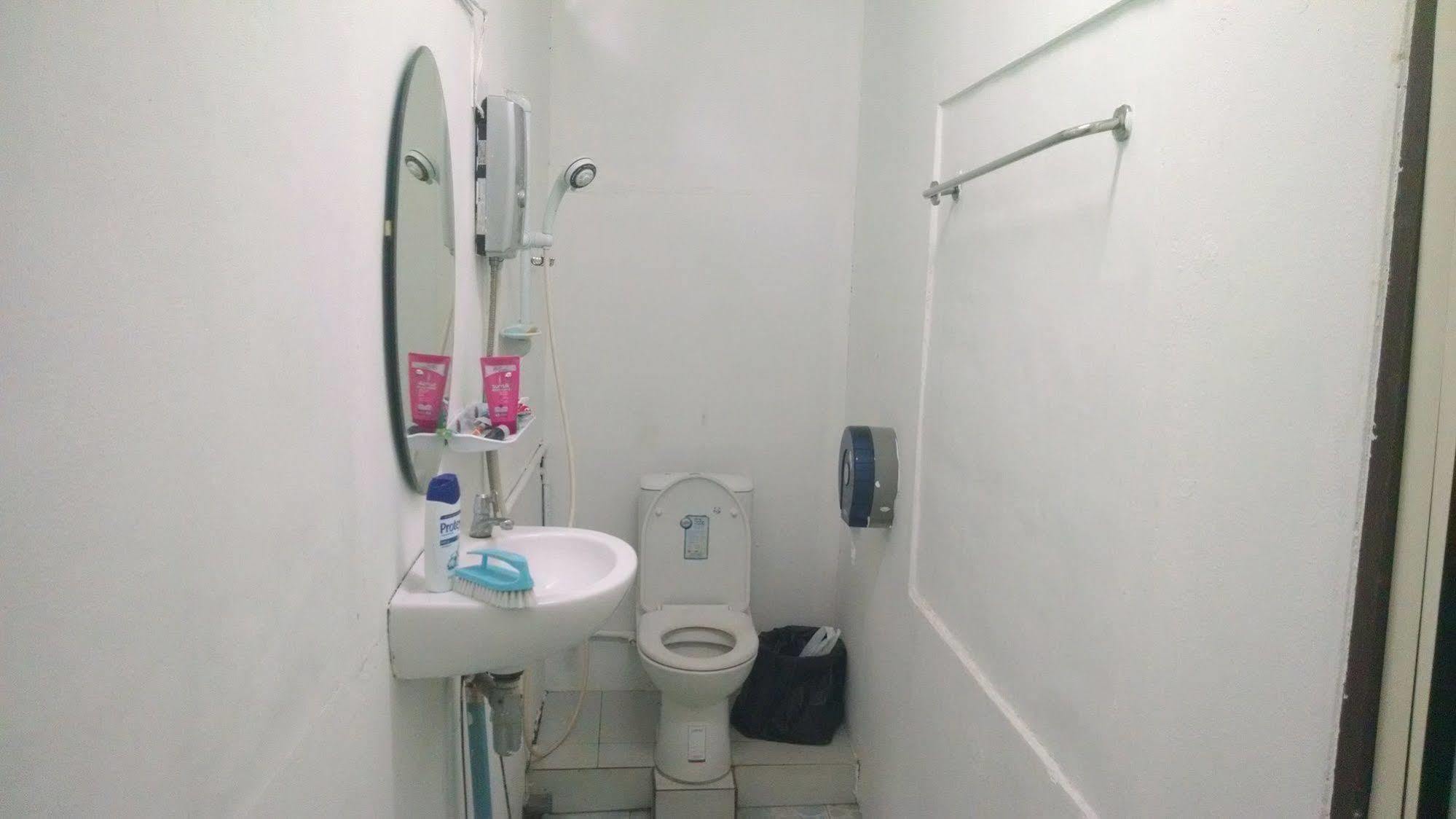 Wild & Wandering Backpacker Hostel & Bar Haad Rin Εξωτερικό φωτογραφία